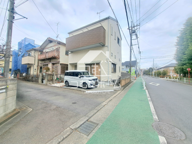 �O�ʓ��H�܂ތ��n�ʐ^ -