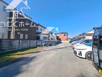 �O�ʓ��H�܂ތ��n�ʐ^ -