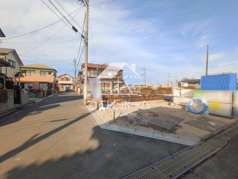 �O�ʓ��H�܂ތ��n�ʐ^ -