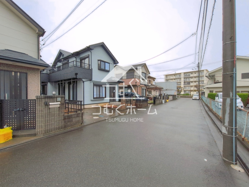 �O�ʓ��H�܂ތ��n�ʐ^ -