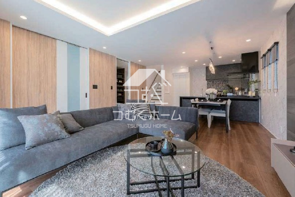 ���r���O -