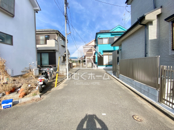 �O�ʓ��H�܂ތ��n�ʐ^ -