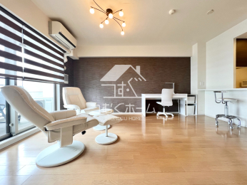 ���r���O -