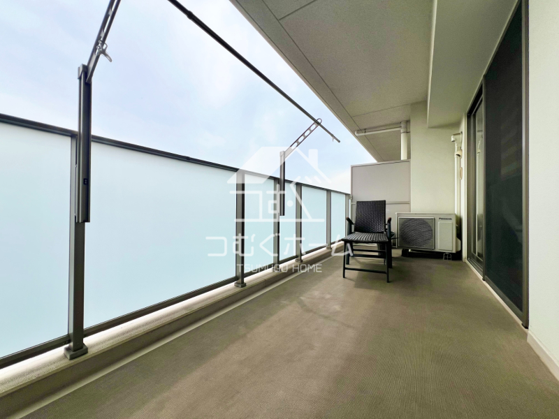 �o���R�j�[ -