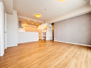 ���r���O -