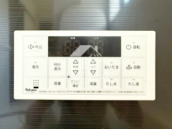 ̑ -