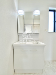 ���ʑ�E���ʏ� -