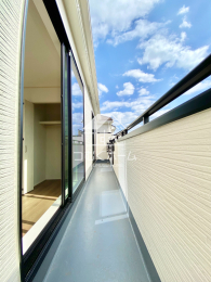 �o���R�j�[ -