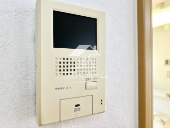 ̑ -