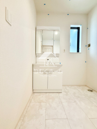 ���ʑ�E���ʏ� -