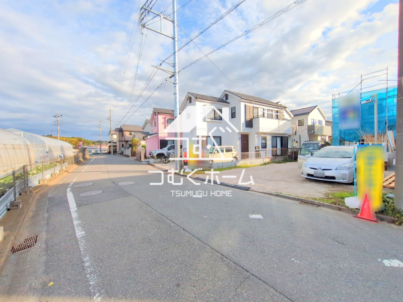 �O�ʓ��H�܂ތ��n�ʐ^ -