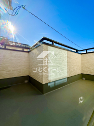 �o���R�j�[ -