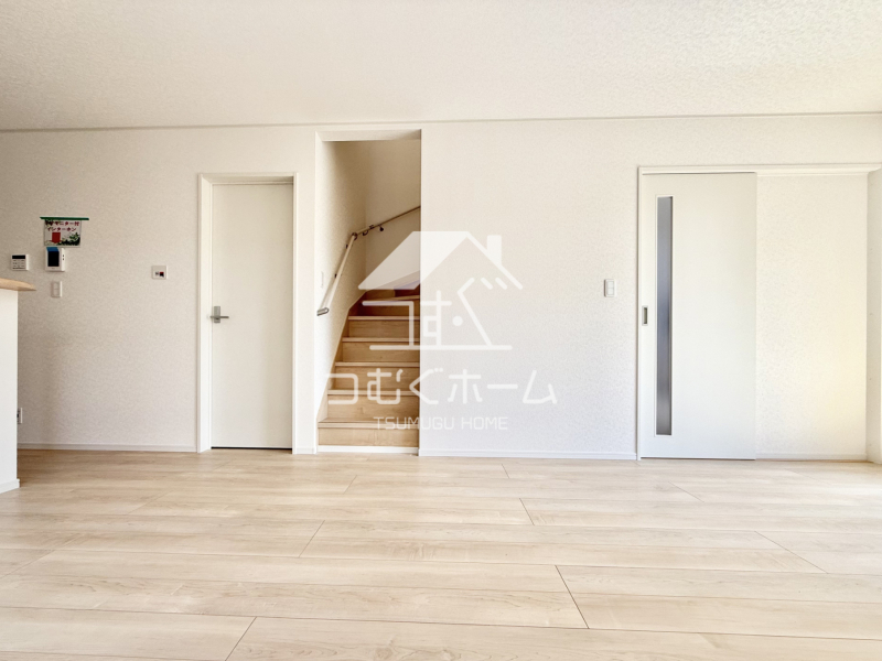 ���r���O -