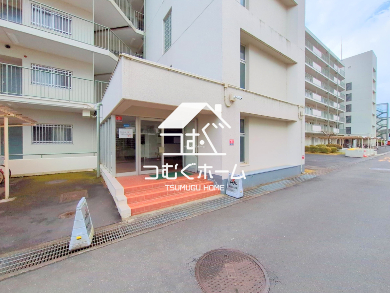 �G���g�����X -