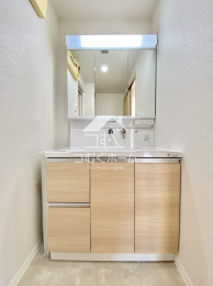 ���ʑ�E���ʏ� -