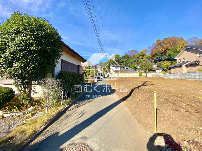 �O�ʓ��H�܂ތ��n�ʐ^ -