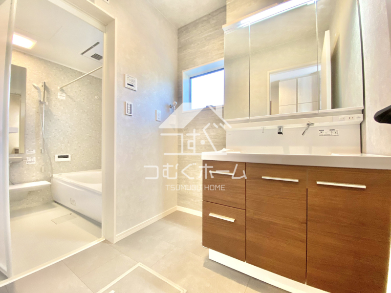 ���ʑ�E���ʏ� -