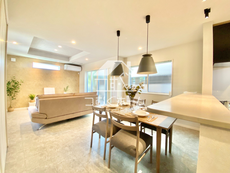 ���r���O -