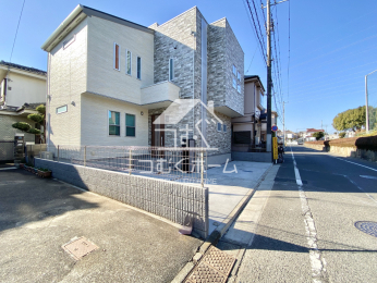 �O�ʓ��H�܂ތ��n�ʐ^ -