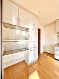 ���̑� �_�C�j���O�ɂ͔����t���̃J�b�v�{�[�h��
�����i2025�N12���j�B�e