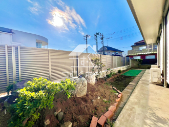 �� �쑤�̂����͓����ɂ������Ƃ����L�����m�ۂ���Ă��܂���
���n�i2025�N12���j�B�e