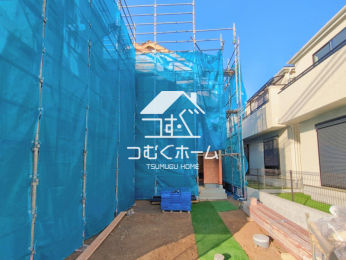 �O�ʓ��H�܂ތ��n�ʐ^ -