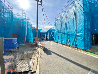 �O�ʓ��H�܂ތ��n�ʐ^ -