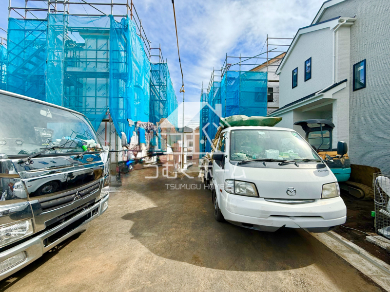 �O�ʓ��H�܂ތ��n�ʐ^ -