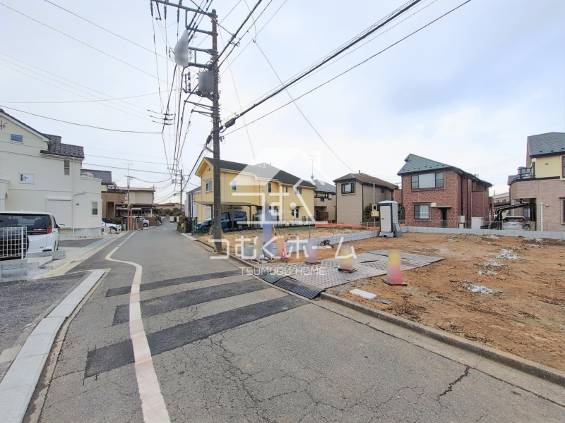 �O�ʓ��H�܂ތ��n�ʐ^ -