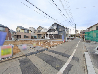 �O�ʓ��H�܂ތ��n�ʐ^ -