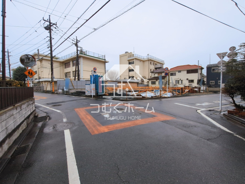 �O�ʓ��H�܂ތ��n�ʐ^ -