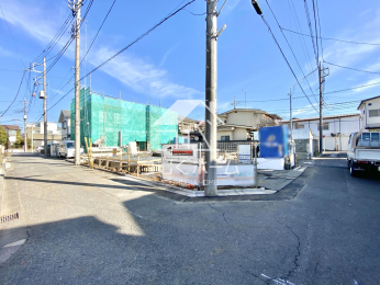 �O�ʓ��H�܂ތ��n�ʐ^ -