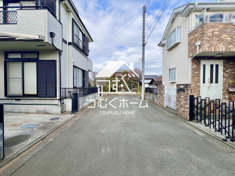 �O�ʓ��H�܂ތ��n�ʐ^ -