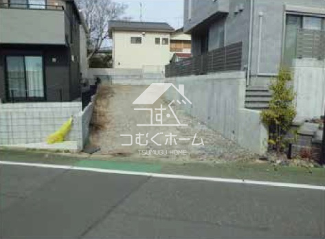 �O�ʓ��H�܂ތ��n�ʐ^ -