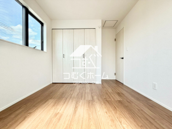 �m�� -