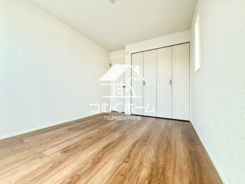 �m�� -