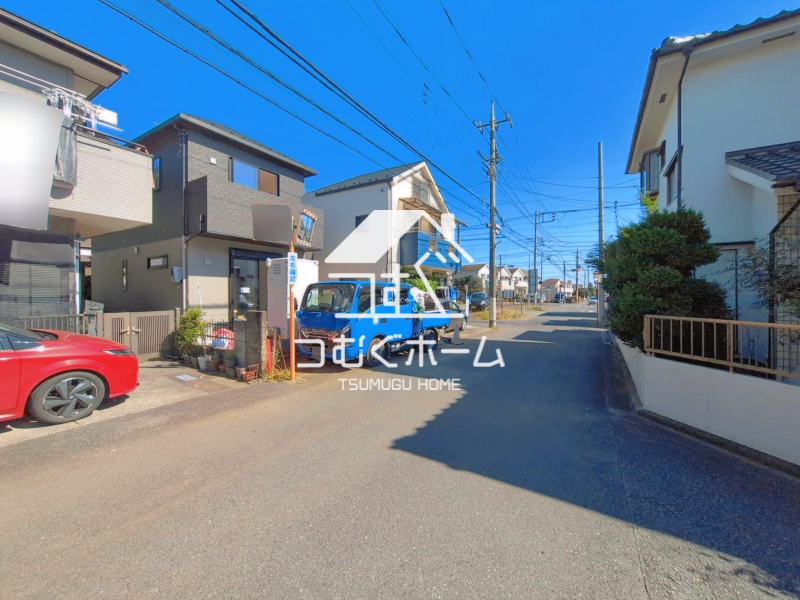 �O�ʓ��H�܂ތ��n�ʐ^ -
