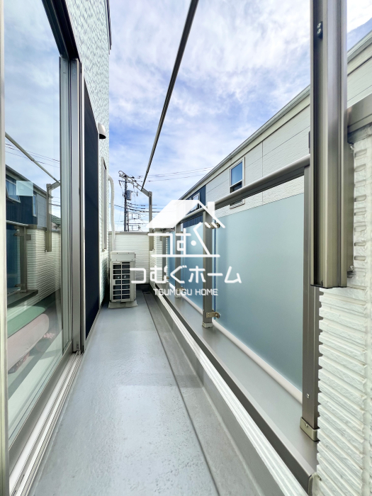 �o���R�j�[ -